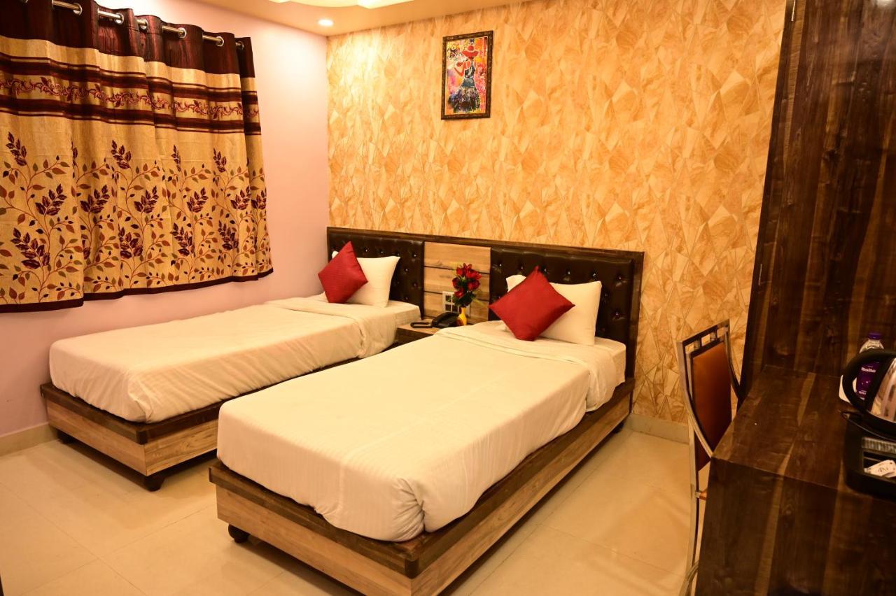 Hotel Gm International Bodh Gaya Esterno foto