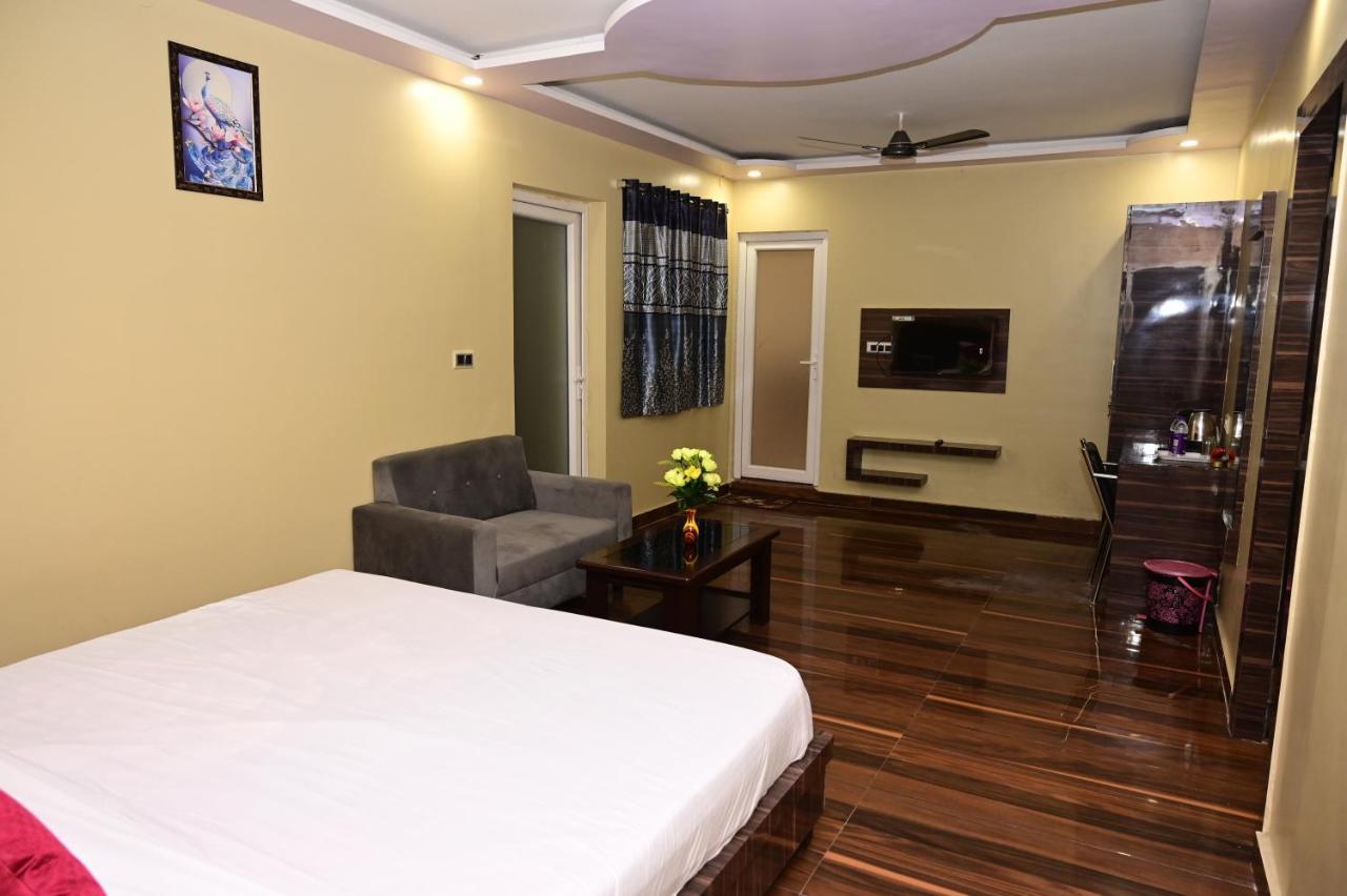 Hotel Gm International Bodh Gaya Esterno foto